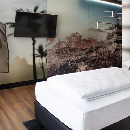 Men Hotel By Wmm Hotels Mengen Eksteriør bilde