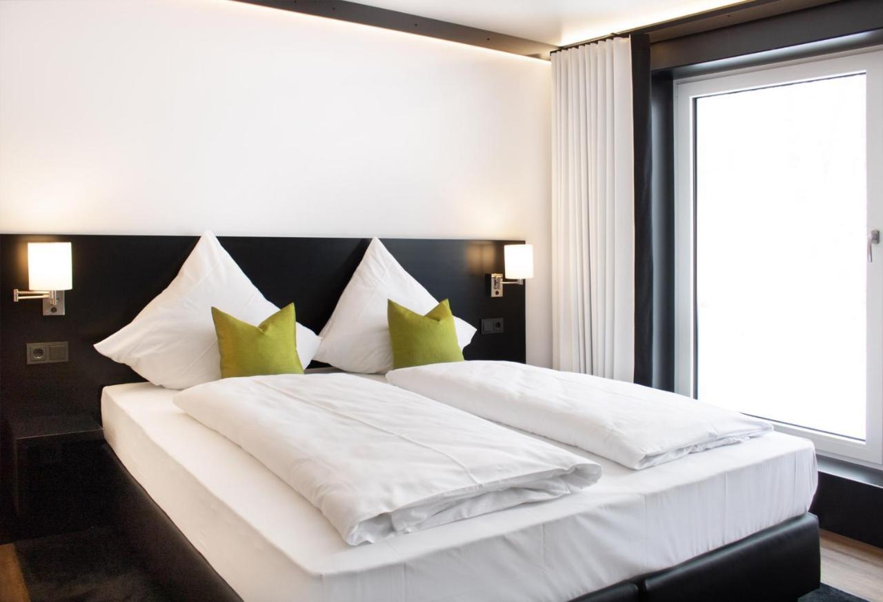 Men Hotel By Wmm Hotels Mengen Eksteriør bilde