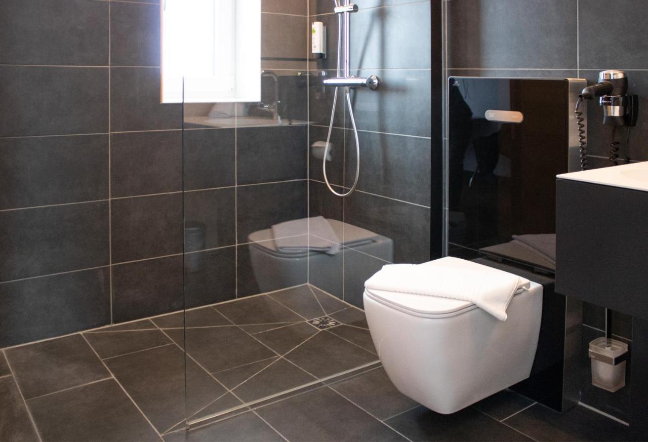 Men Hotel By Wmm Hotels Mengen Eksteriør bilde